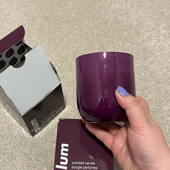 jonathan adler pop plum candle Brand New 220g Great gift scented candle - Picture 4 of 7